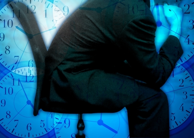 恨んでいる男性